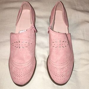 NWOT Pink suede like shoes/ side zip